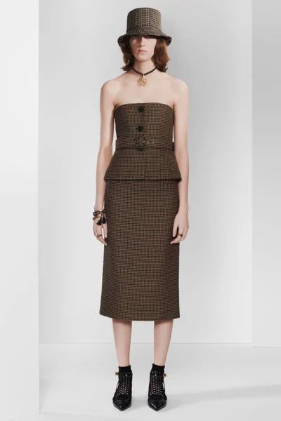 Look 48
